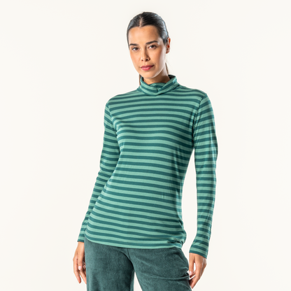 Organic Cotton Turtleneck T-Shirt – Women's