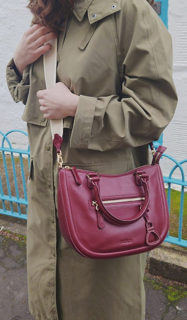 Chloe Leather Twin-Handle Handbag - Bascora