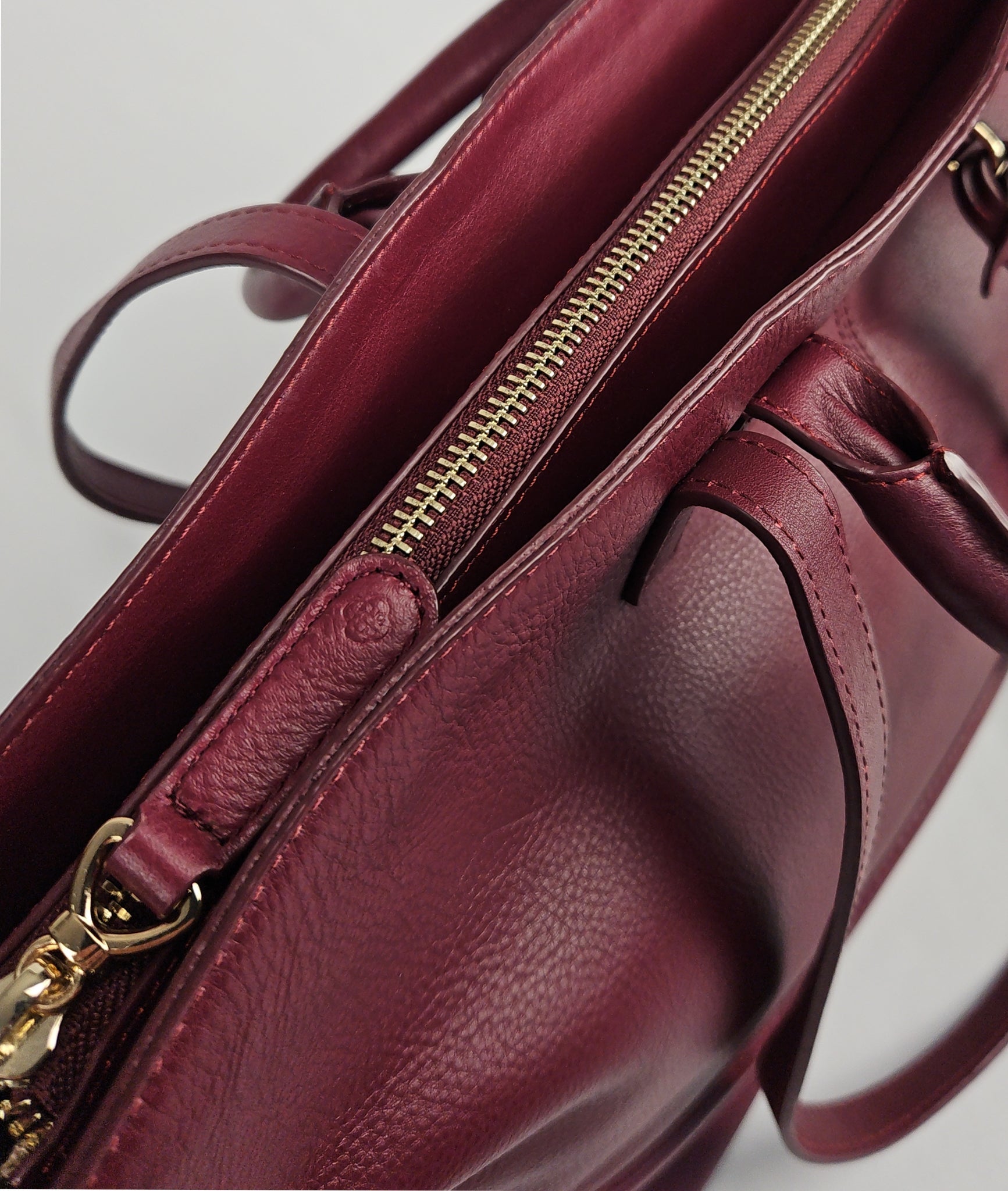 Victoria Leather Tote Bag - Bascora