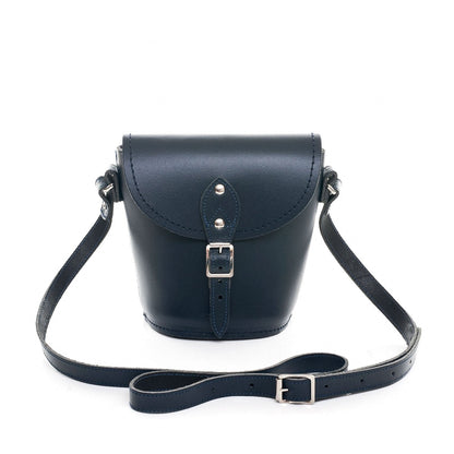 Handmade Leather Barrel Bag – Navy